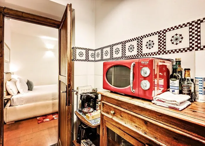 Maya Rhome Trastevere *