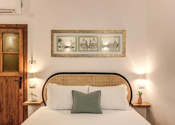Maya Rhome Trastevere Roma